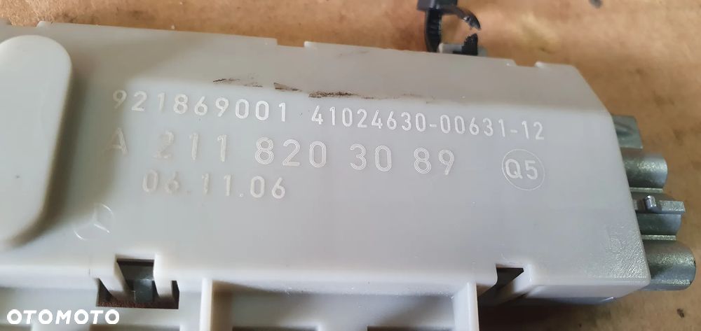 Wzmacniacz anteny moduł Mercedes W211 A2118203089 - 5