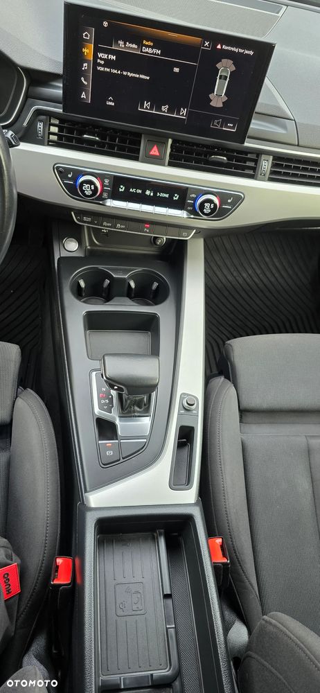 Audi A4 Avant 40 TDI quattro S tronic - 13