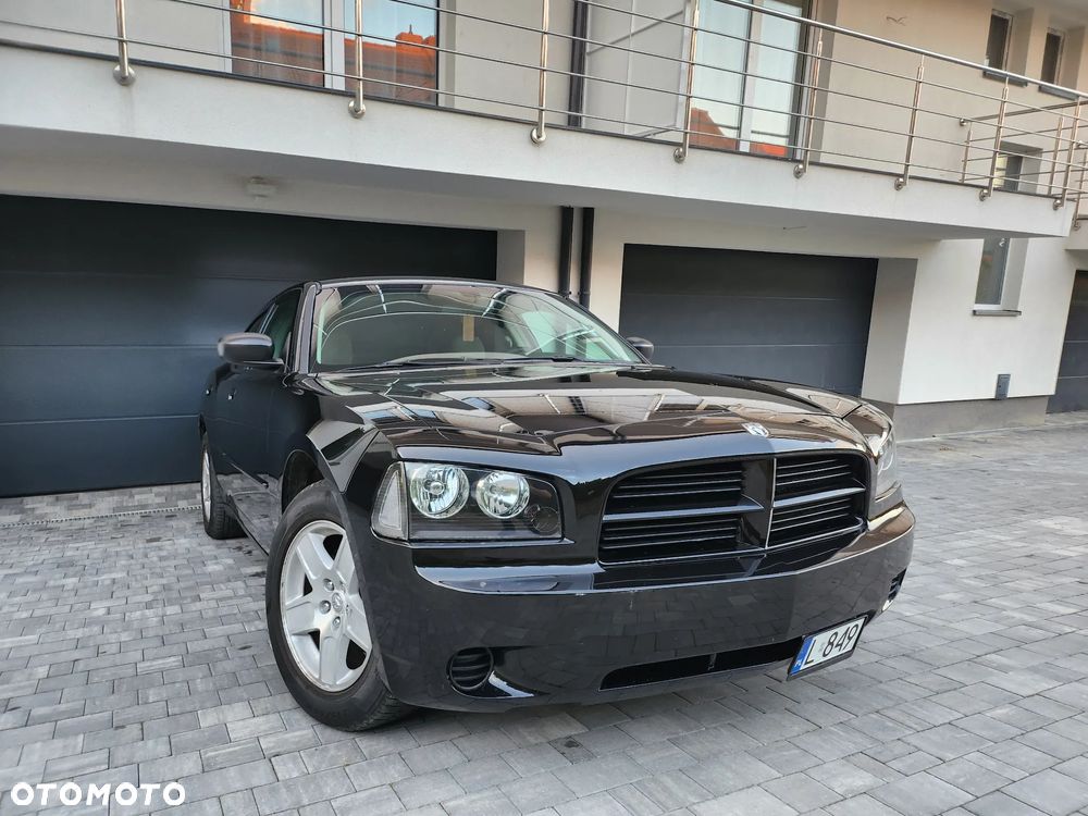 Dodge Charger 2.7 V6 SE - 4