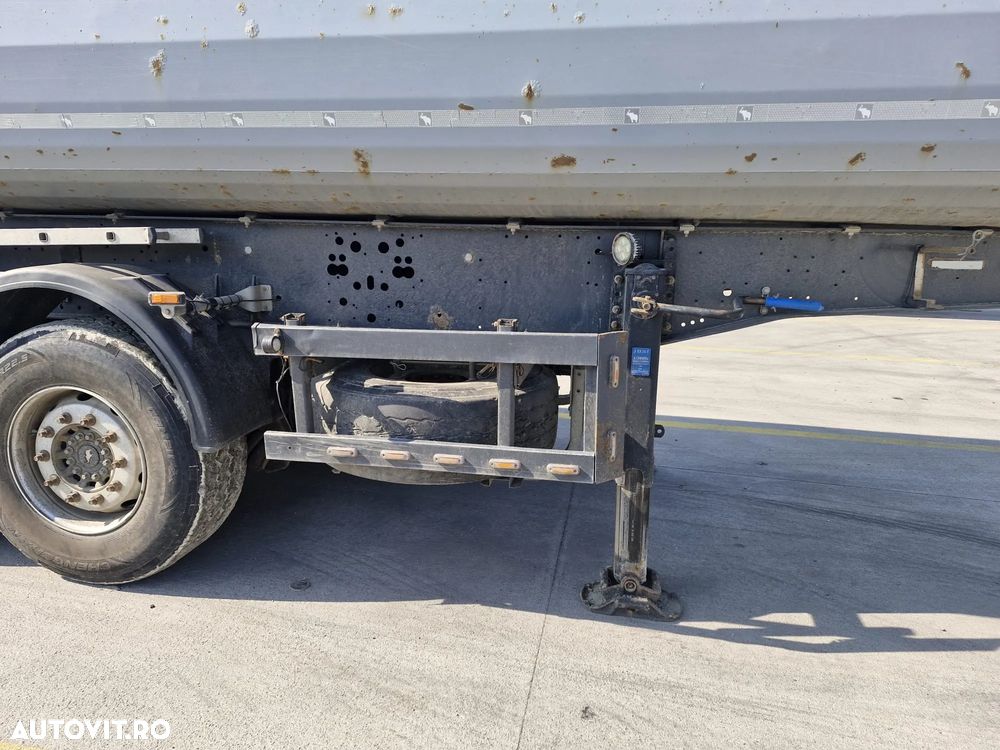 Schmitz Cargobull SKI 28 mc - 18
