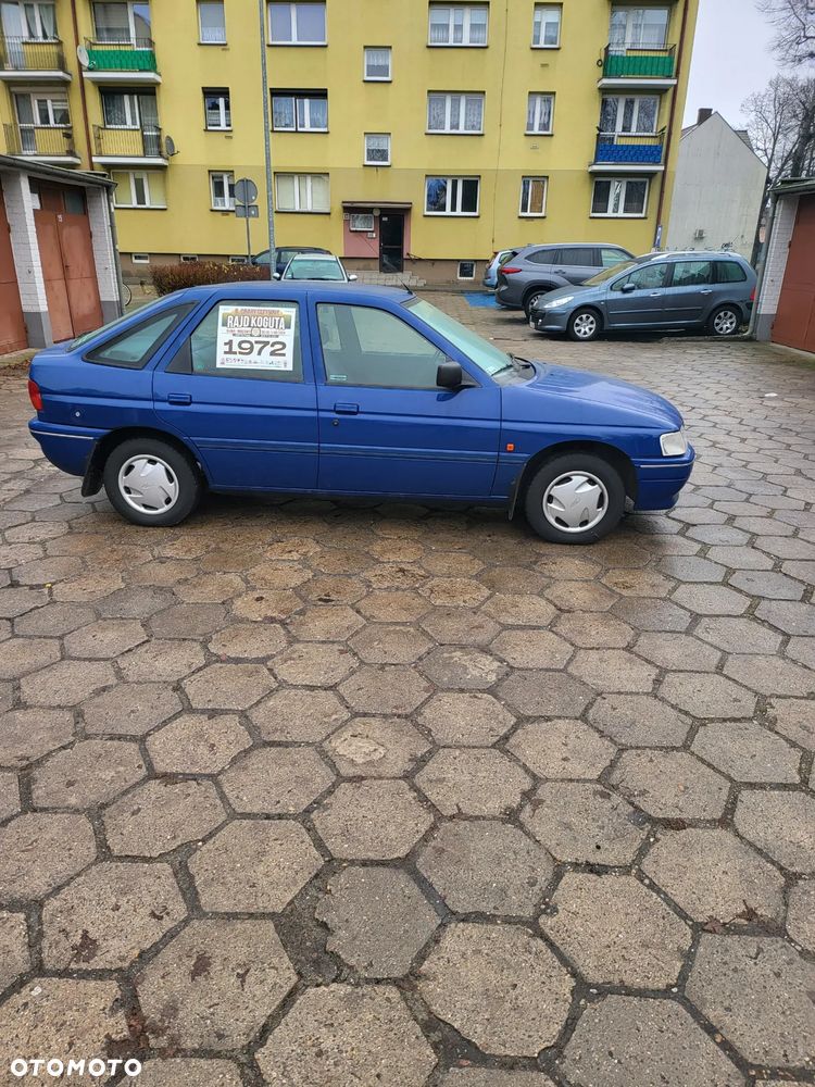 Ford Escort - 3