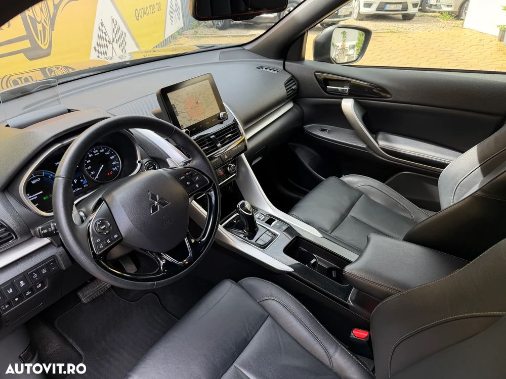 Mitsubishi Eclipse-Cross 4WD Select Black - 3