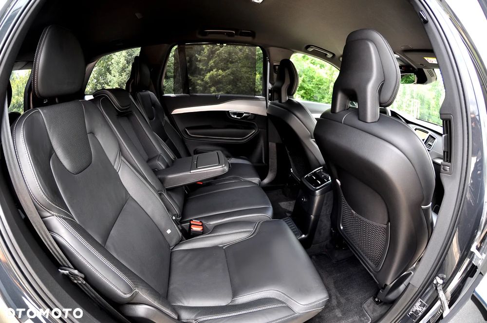 Volvo XC 90 T8 AWD Twin Engine Geartronic RDesign - 23