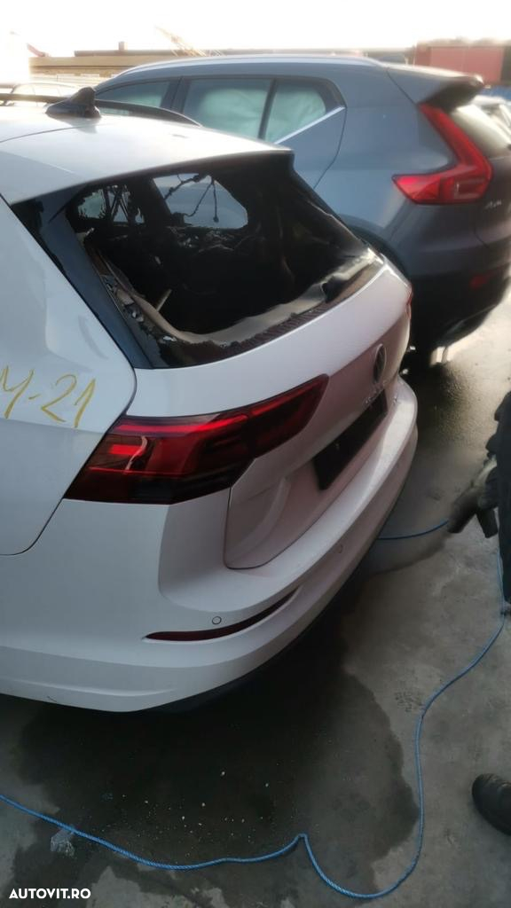 Dezmembram volkswagen golf 8 1.5 tsi mildhybrid 1300 km 2022 - 3