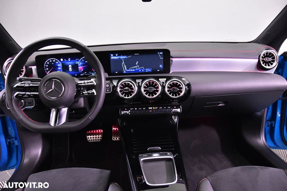 Mercedes-Benz CLA 200 MHEV Coupe - 9