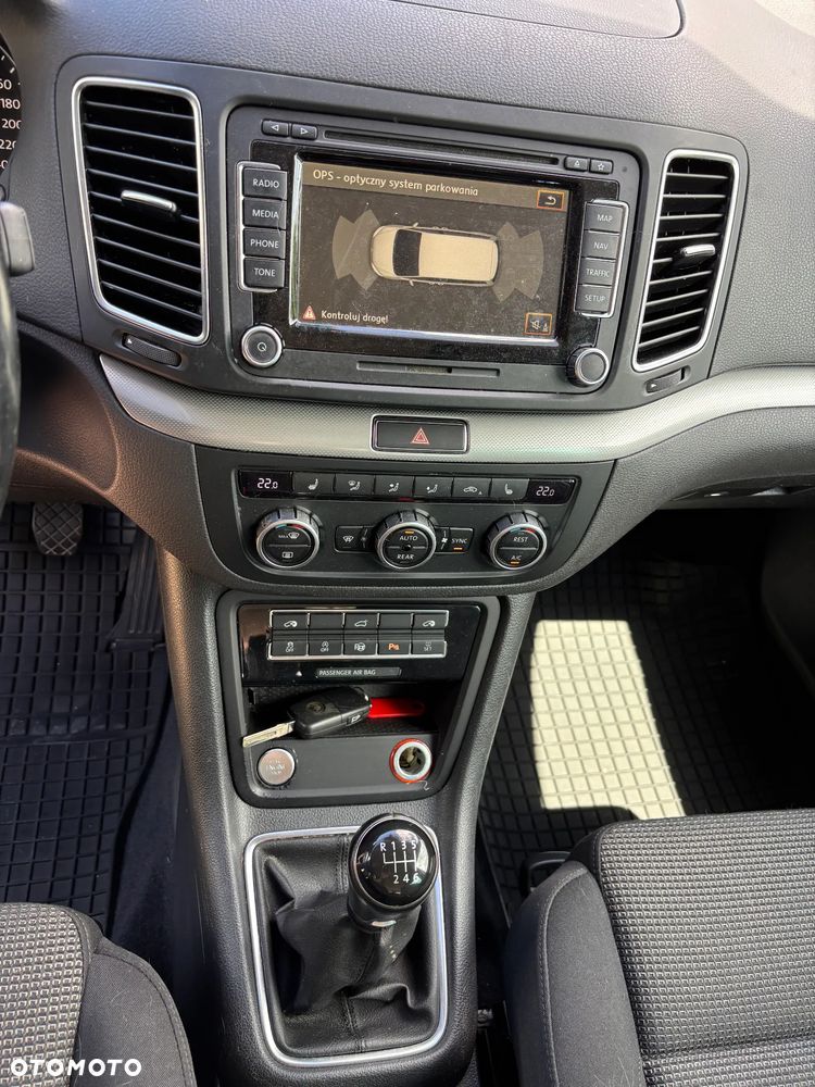 Volkswagen Sharan 2.0 TDI BlueMotion Technology Comfortline - 16