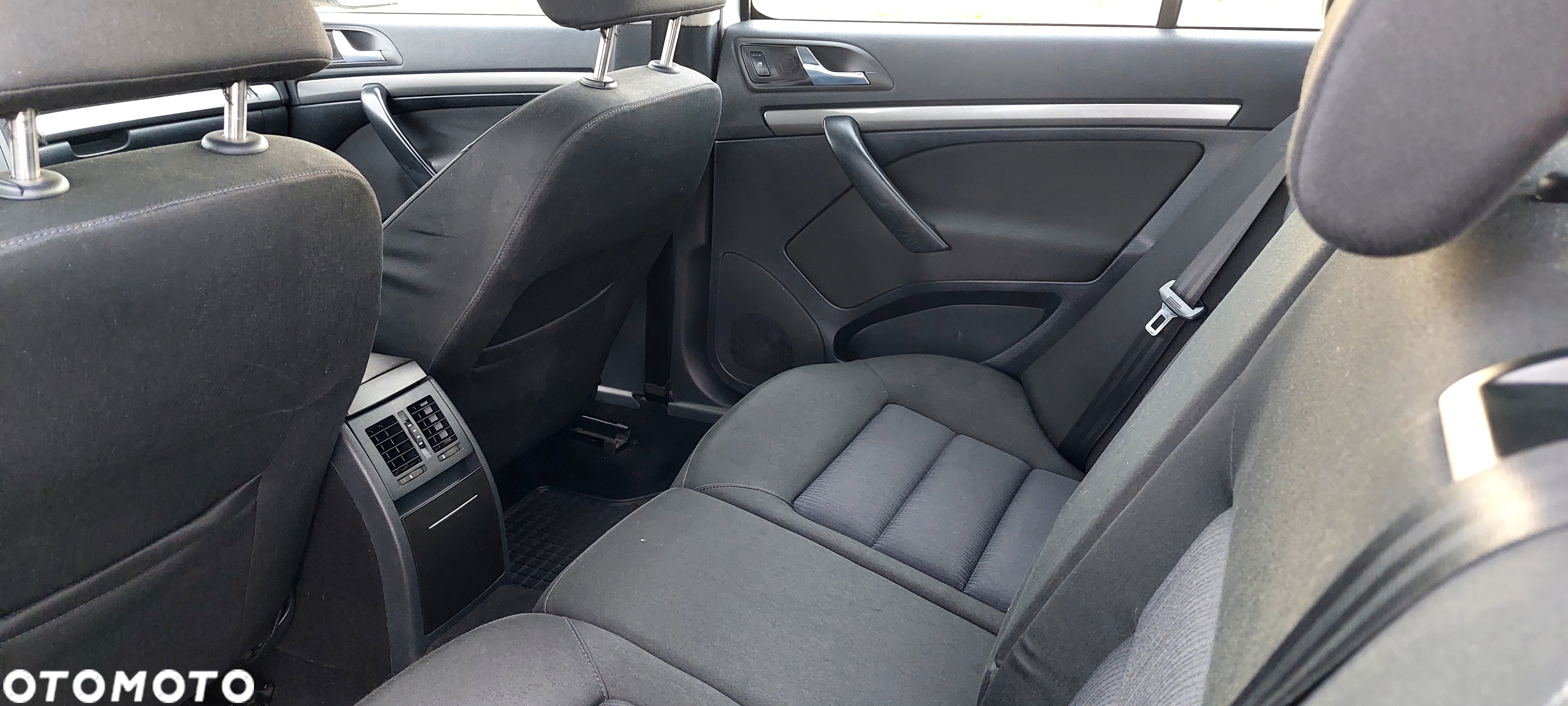 Skoda Octavia 1.6 FSI Elegance - 16