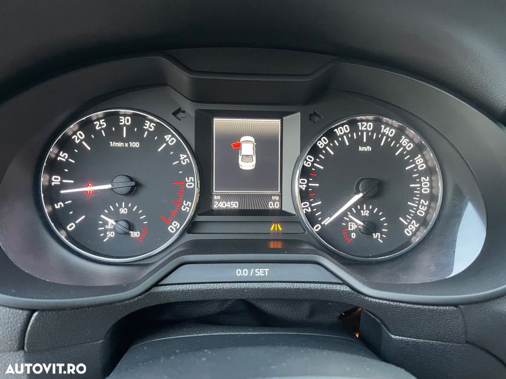 SKODA Octavia 2014 — imagine 32