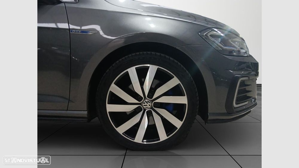 VW Golf 1.4 GTE Plug-in - 8