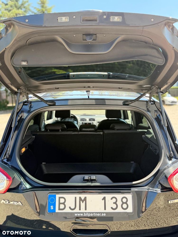 Ford Kuga 2.0 TDCi 2x4 Titanium - 17