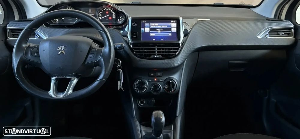 Peugeot 208 PureTech 82 Style - 7