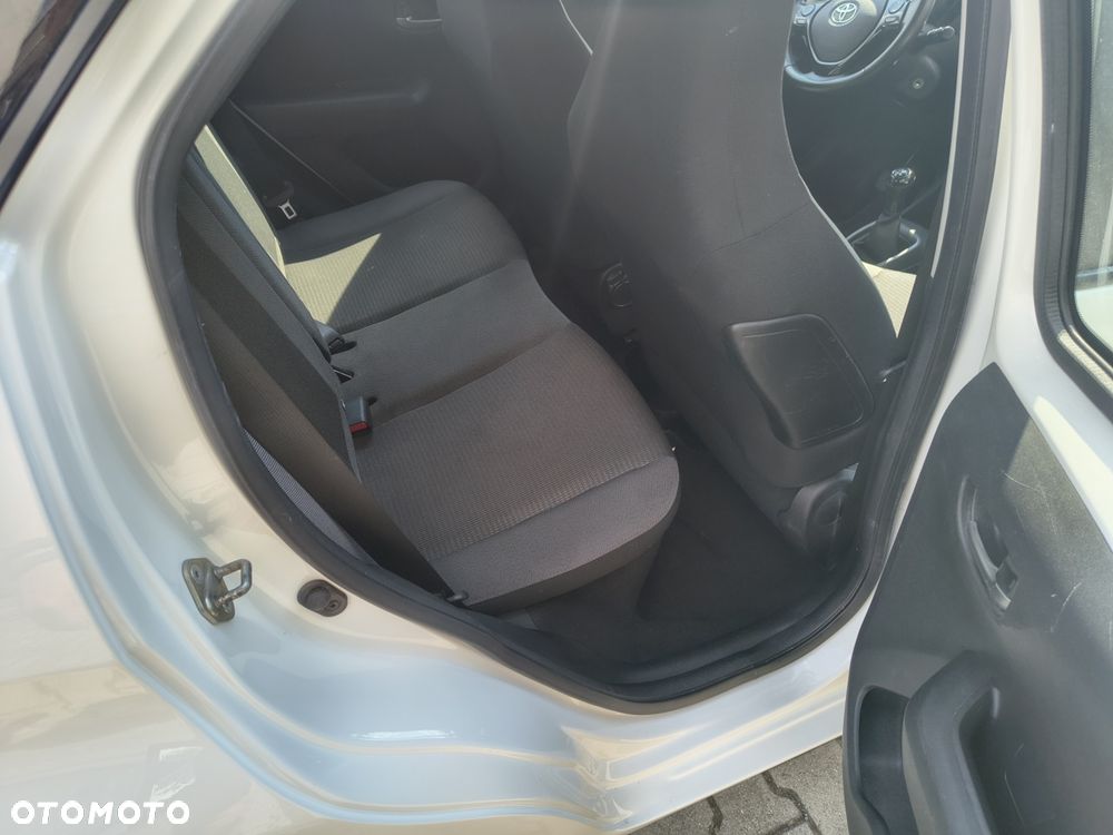 Toyota Aygo x-play - 10