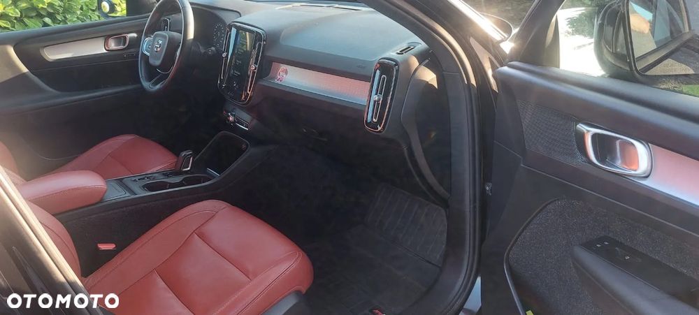 Volvo XC 40 - 15