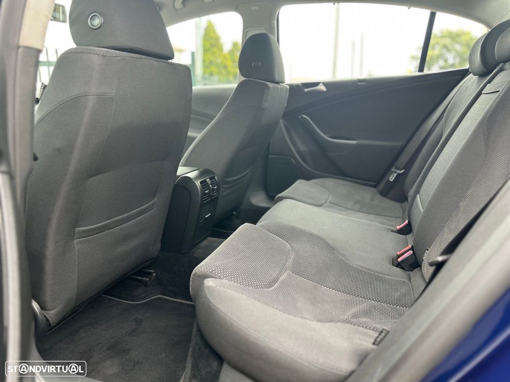 VW Passat 1.9 TDi Trendline - 20