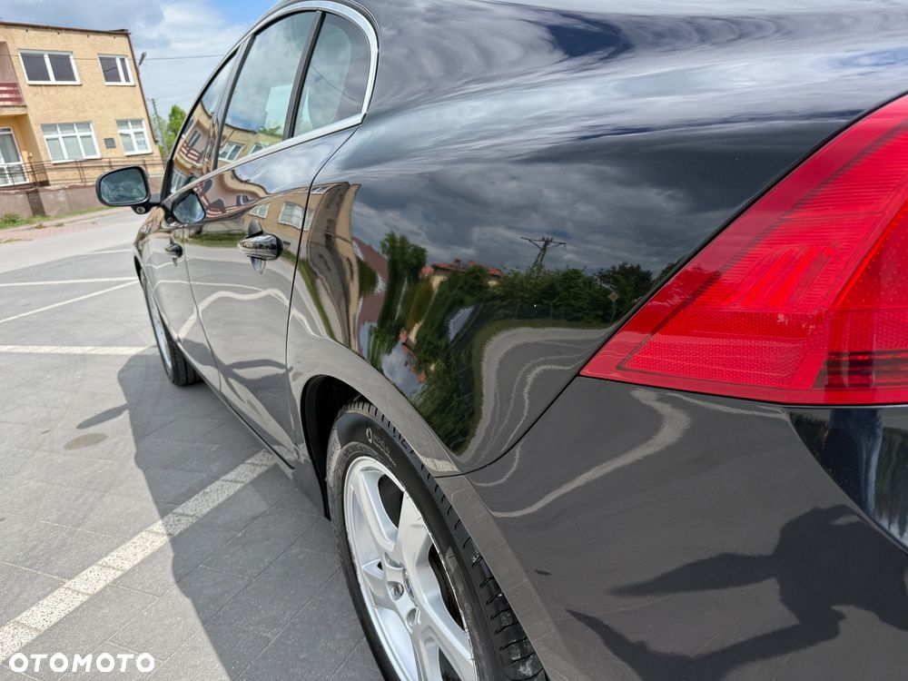 Volvo S60 D5 Geartronic Summum - 23