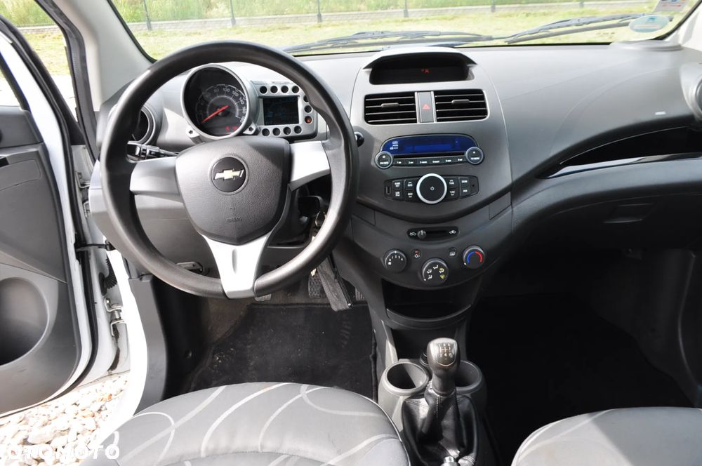 Chevrolet Spark 1.0 EcoLogic LS - 11