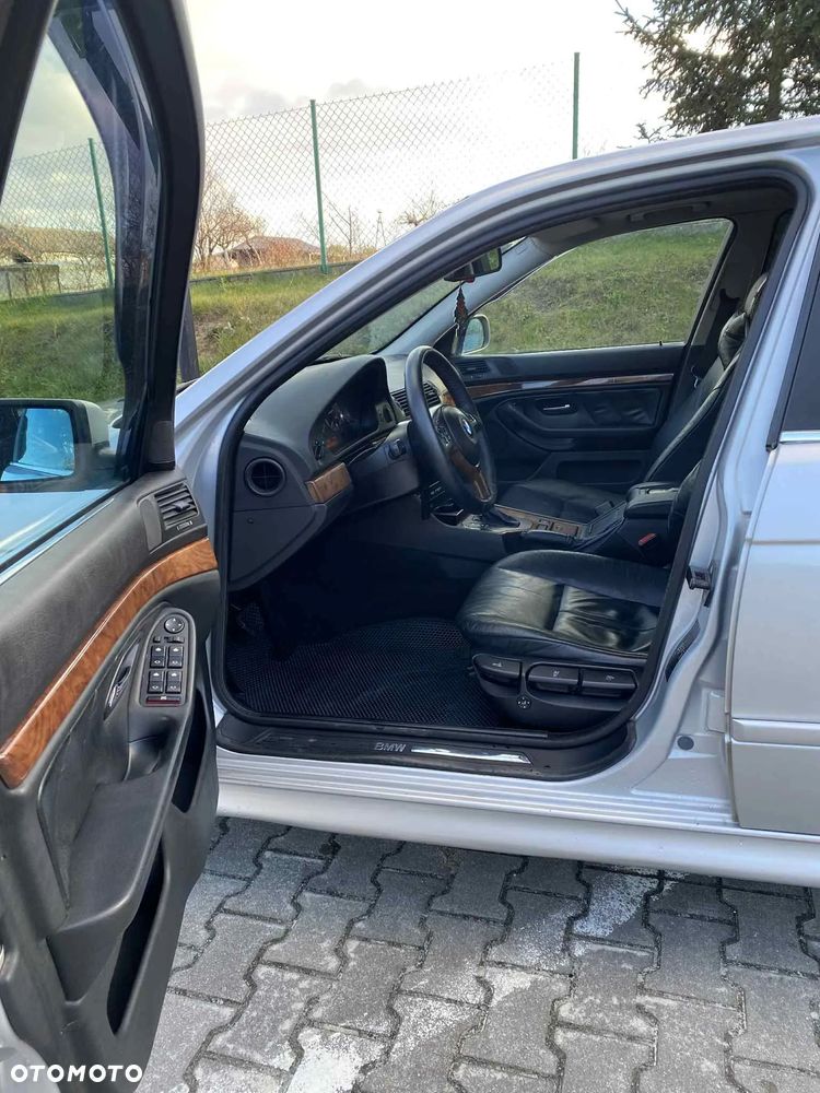 BMW Seria 5 - 7
