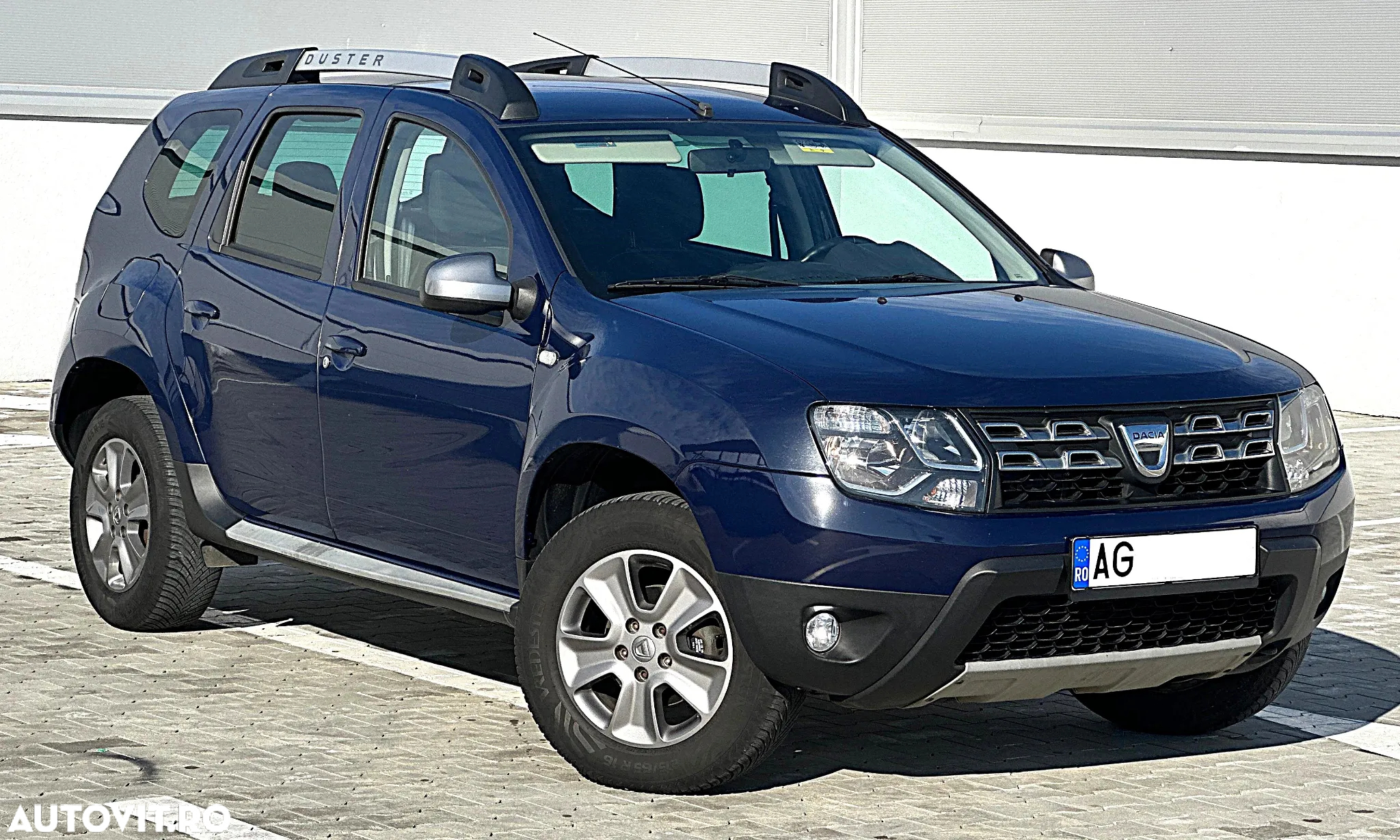 Dacia Duster 1.6 4x2 Prestige - 2
