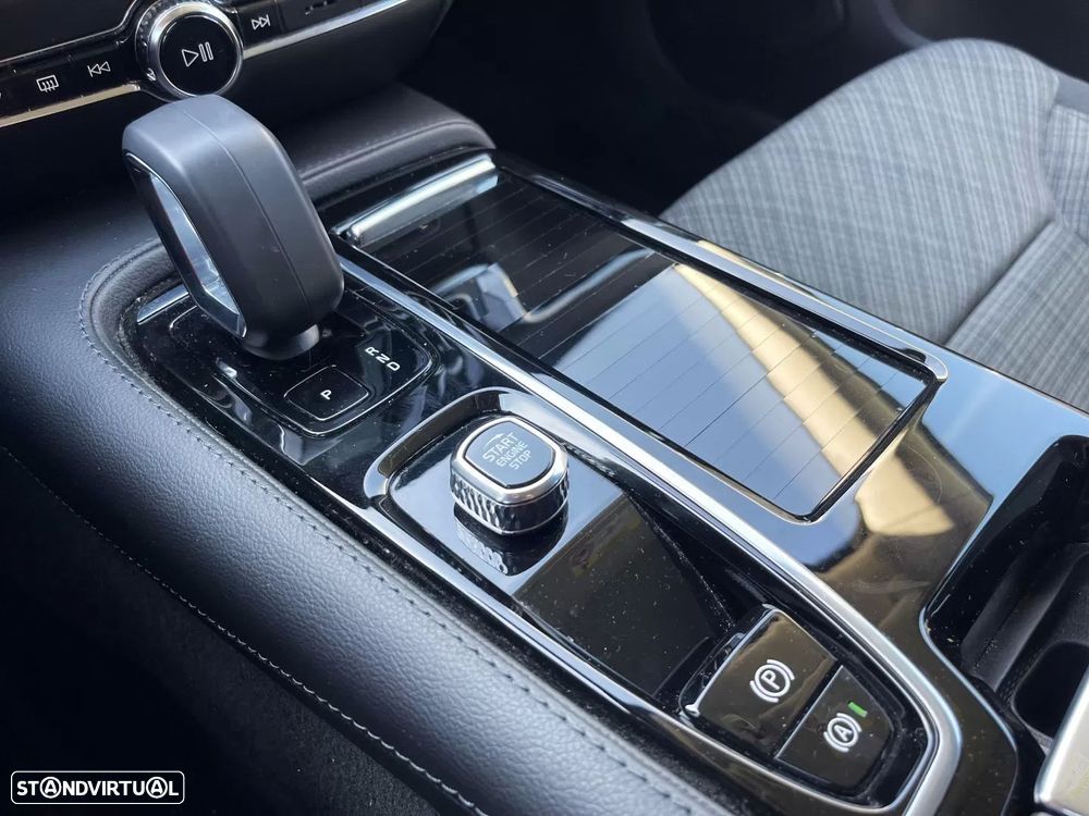 Volvo V60 2.0 T6 AWD TE Core - 22