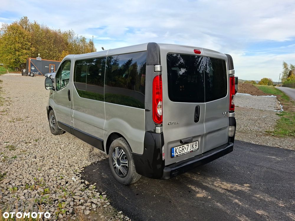 Opel Vivaro - 4