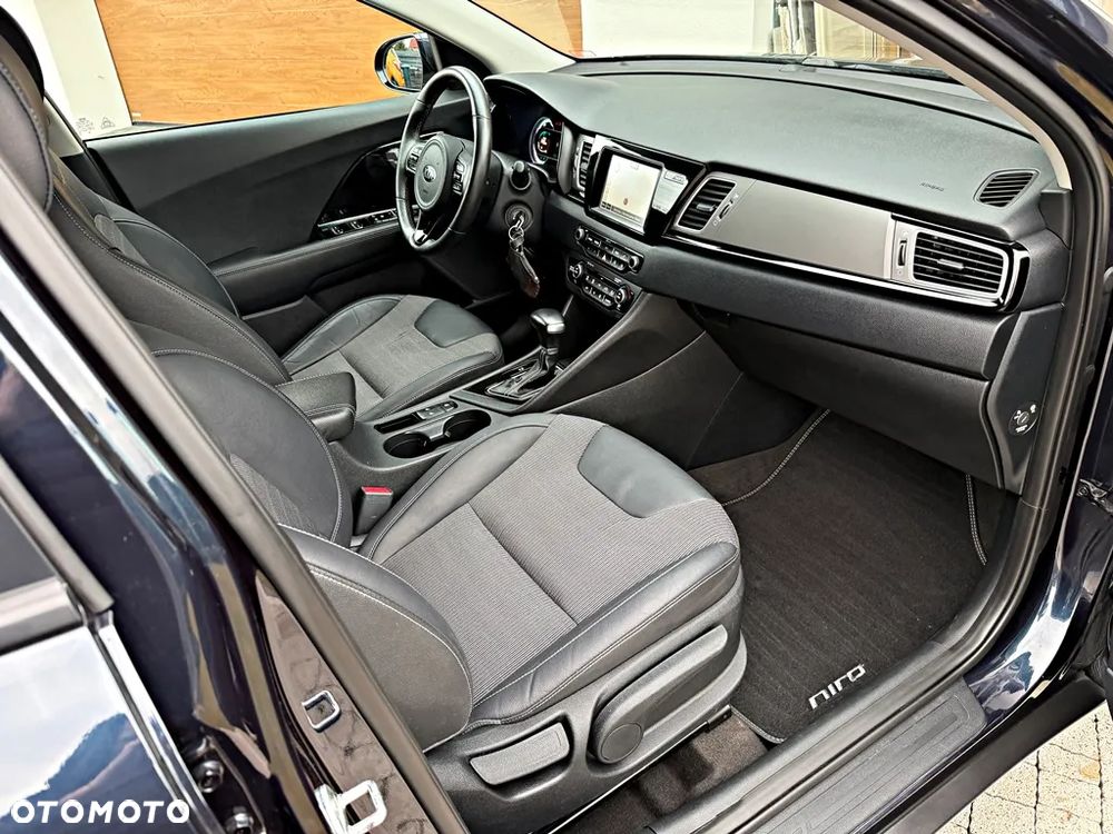 Kia Niro ver-1-6-gdi-plug--in-hybrid-l - 25