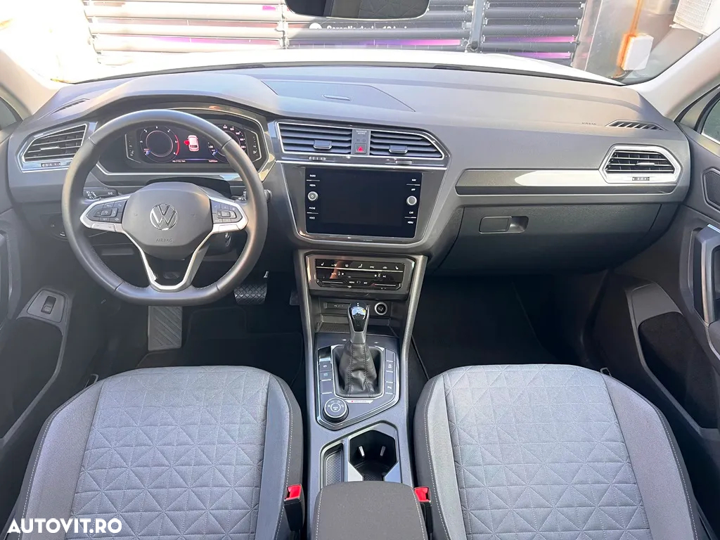 Volkswagen Tiguan 2.0 TDI 4Mot DSG Comfortline - 11