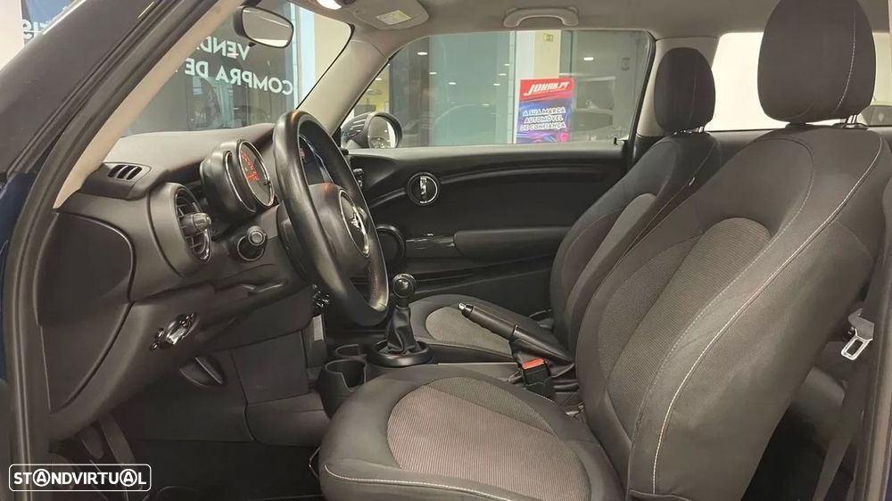 MINI 3 Portas One D - 14