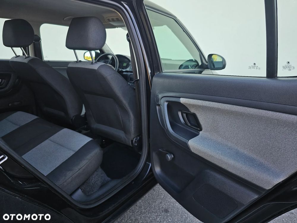 Skoda Fabia 1.4 16V Ambiente - 12