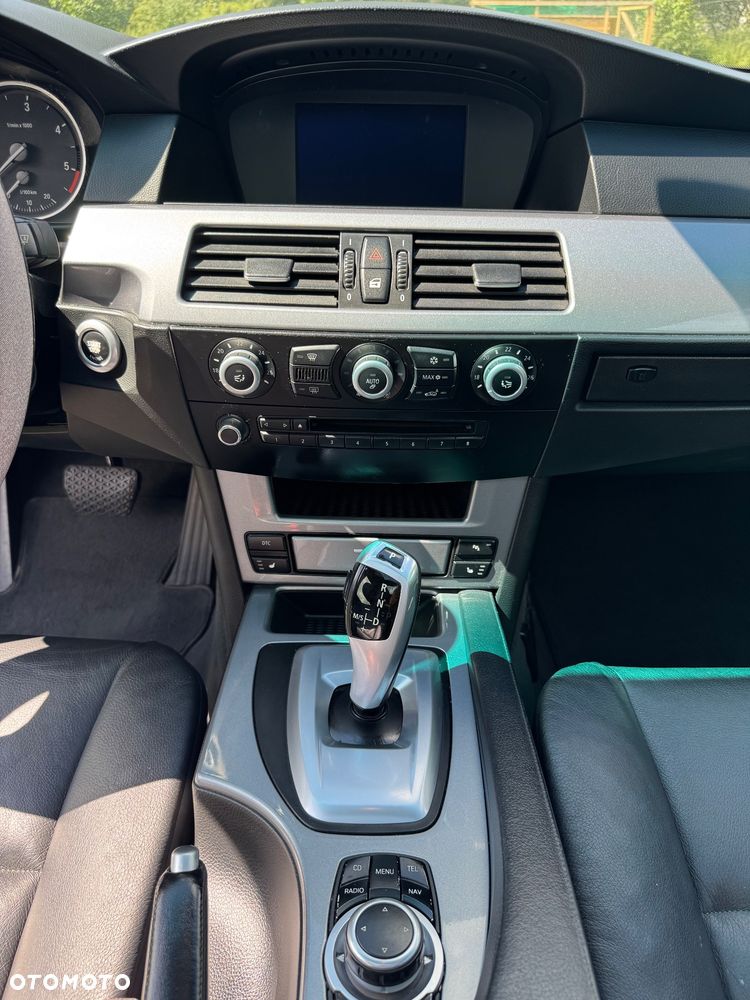 BMW Seria 5 - 8