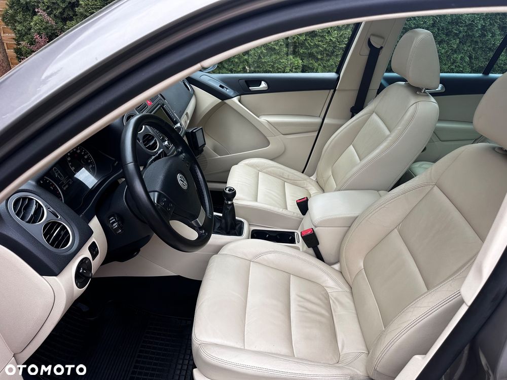 Volkswagen Tiguan 2.0 TDI DPF 4Motion Track & Style - 20