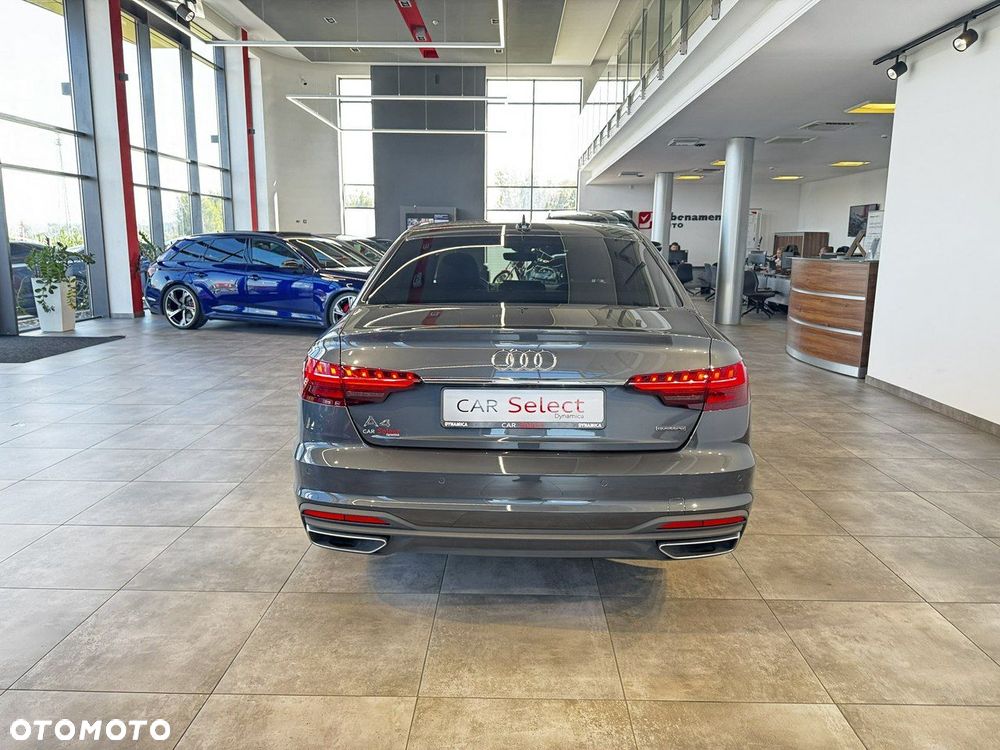 Audi A4 - 8