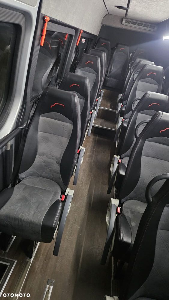 Mercedes-Benz SPRINTER - 2