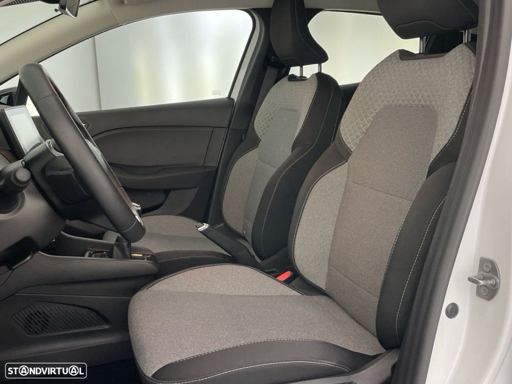 Renault Clio 1.0 TCe Evolution Bi-Fuel — fotografia 18