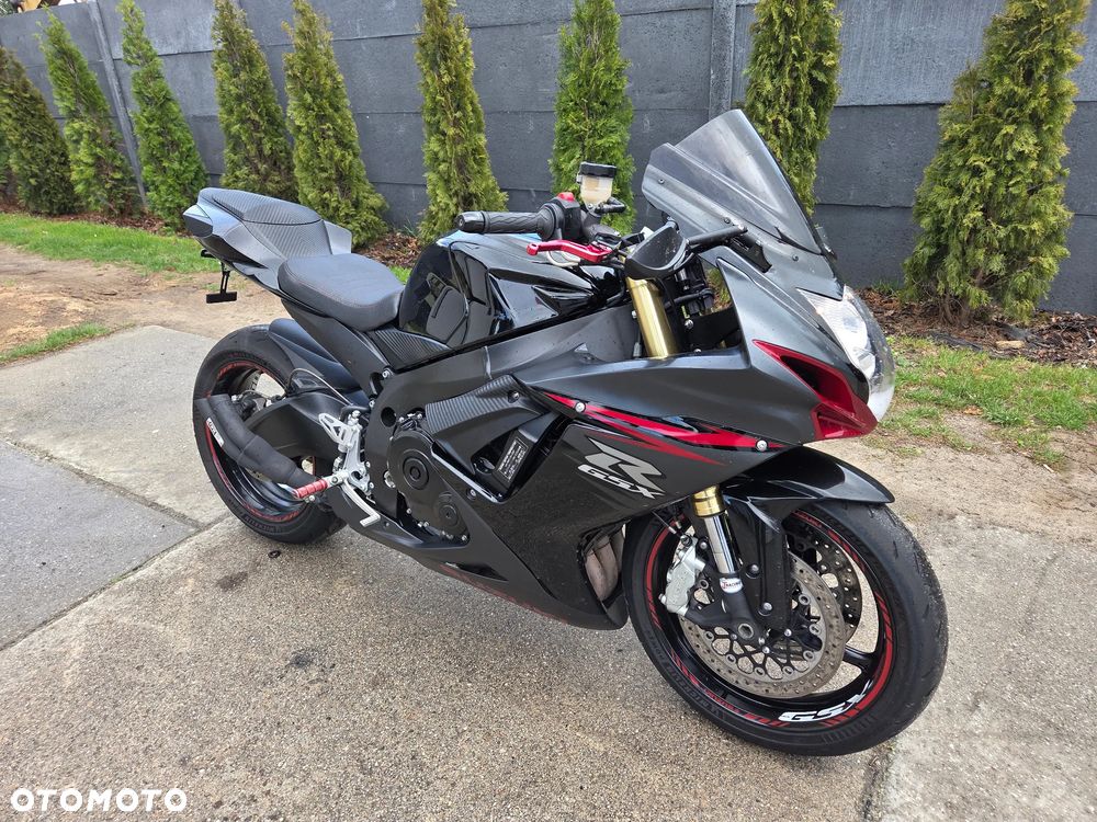 Suzuki GSX-R - 1