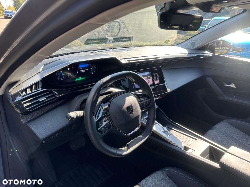 Peugeot 408 1.6 Plug-In Hybrid 180 Allure Pack EAT8 - 14