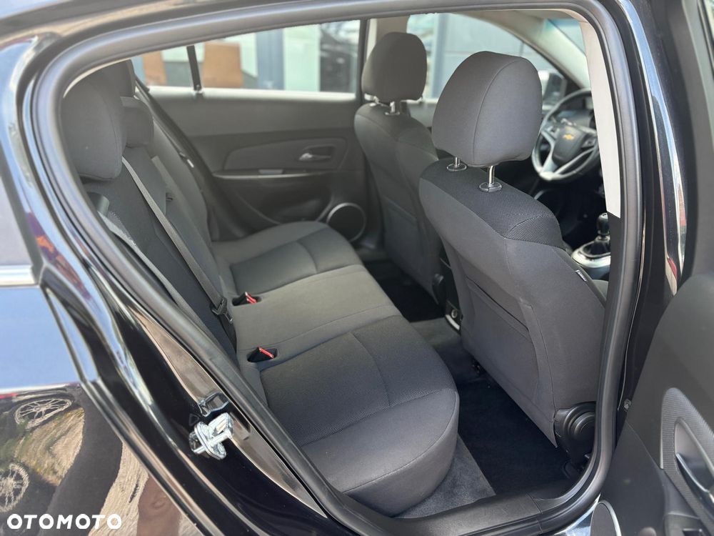 Chevrolet Cruze 1.6 - 15