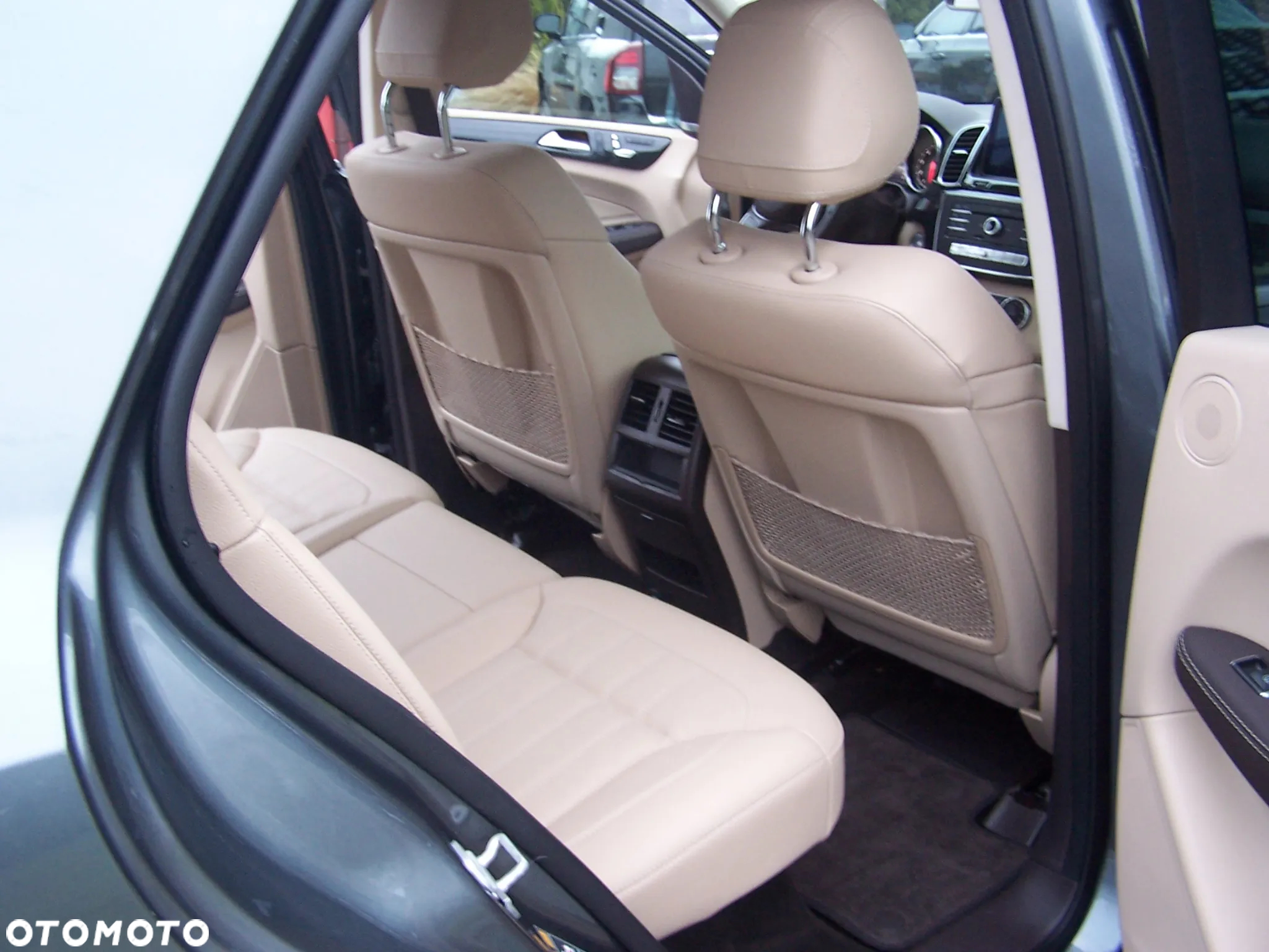 Mercedes-Benz GLE - 4