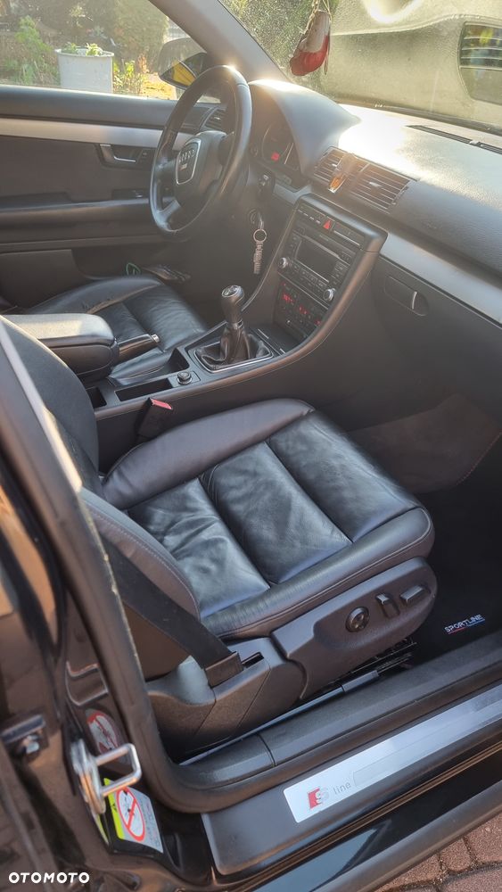 Audi A4 Limousine 2.0 TDI - 9