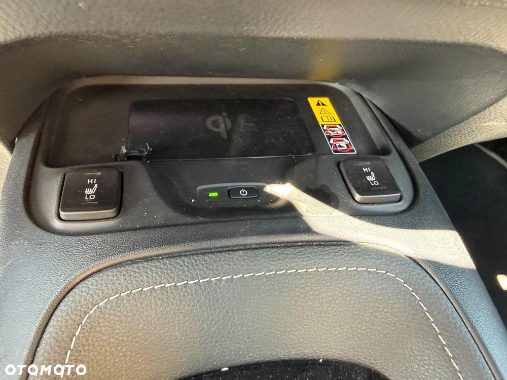 Toyota Corolla 1.8 Hybrid Comfort - 19