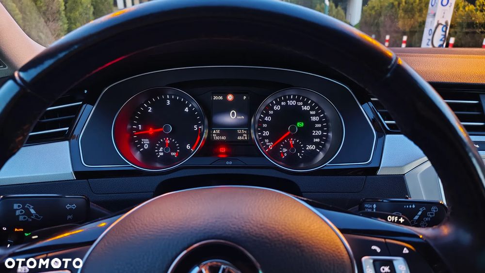 Volkswagen Passat 2.0 TDI BMT Comfortline DSG - 24