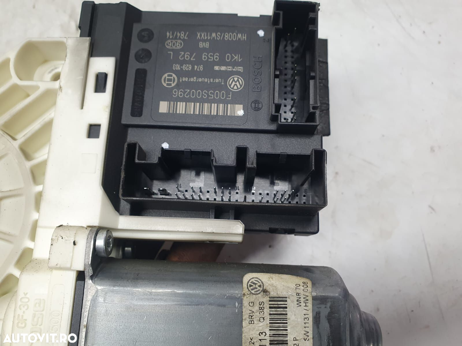 Motoras macara geam dreapta fata 1k0959792l Volkswagen VW Passat B6 [ - 2