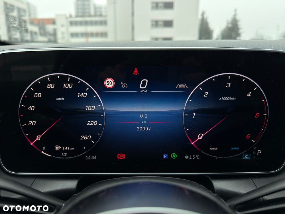 Mercedes-Benz GLC - 29