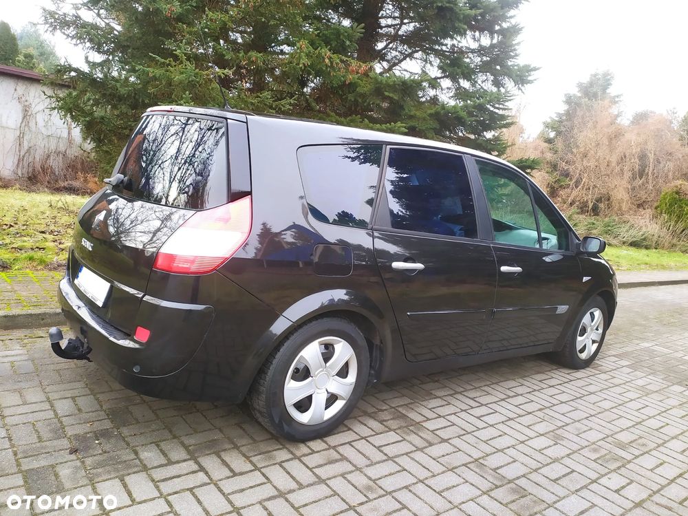 Renault Grand Scenic Gr 2.0 dCi Luxe Expression - 22