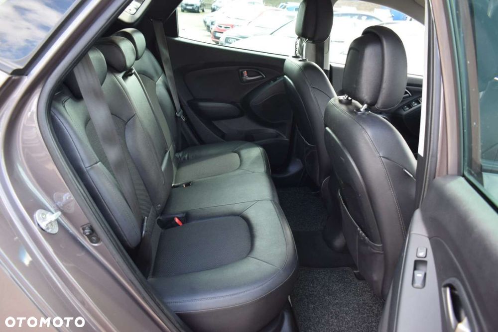 Hyundai ix35 - 23