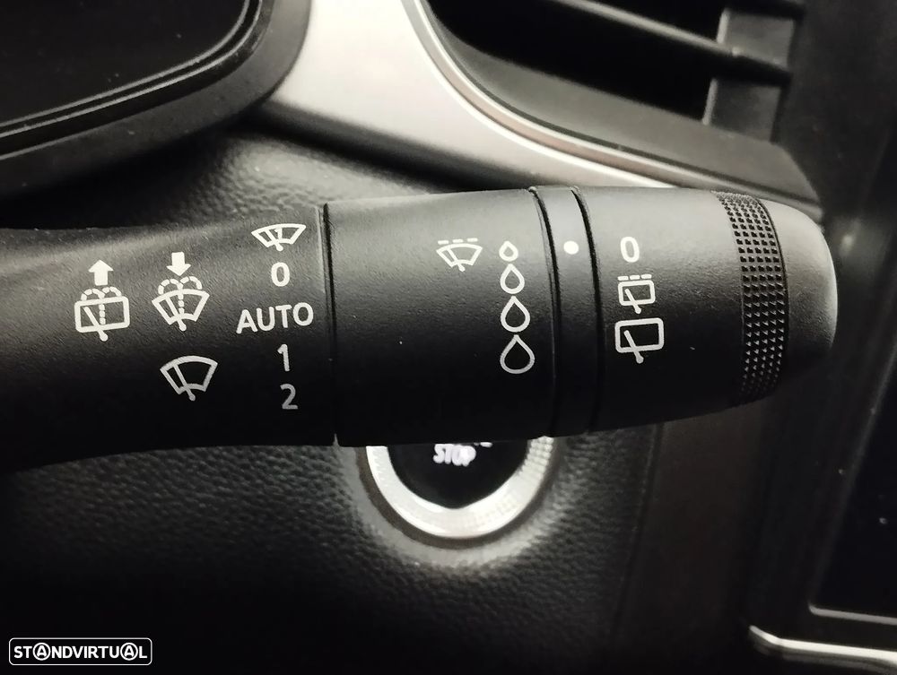 Renault Captur 1.0 TCe Exclusive - 23