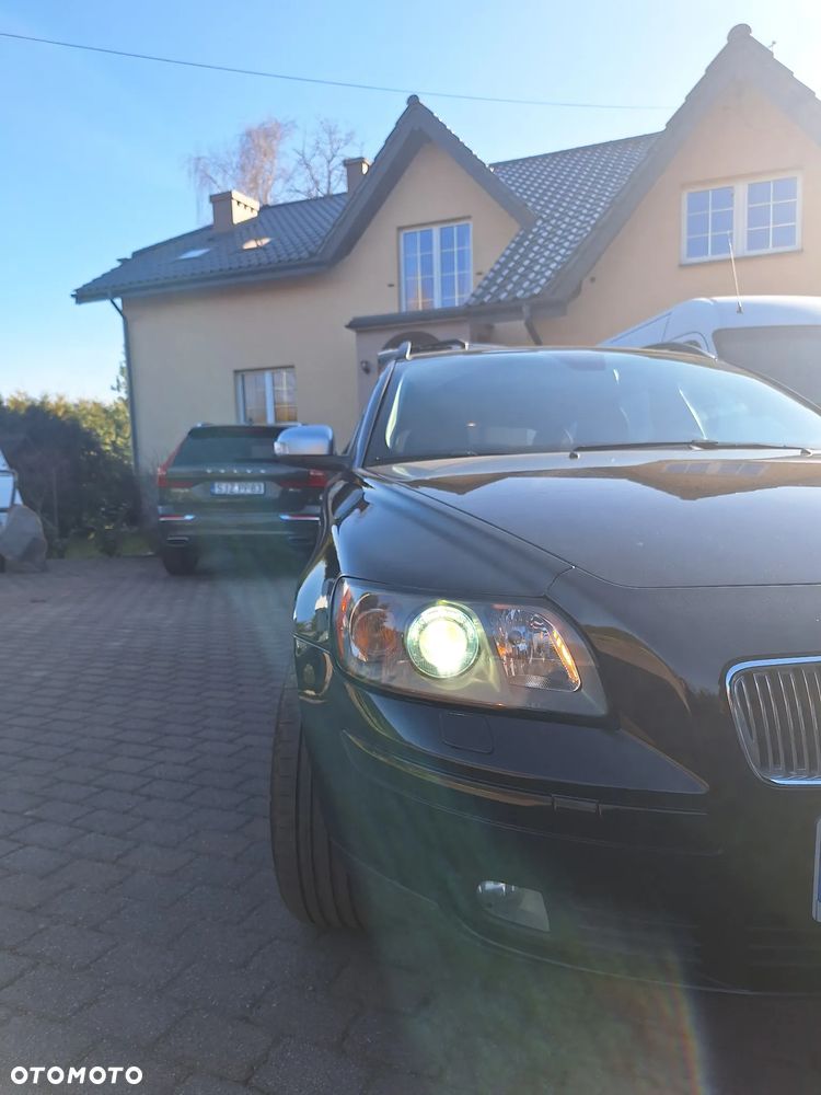 Volvo V50 T5 AWD Momentum - 25