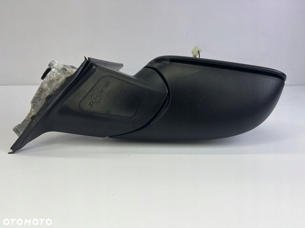 LUSTERKO PRAWE EUROPA BMW X1 F48 2017 5 PIN 668/9 SCHWARZ II - 10