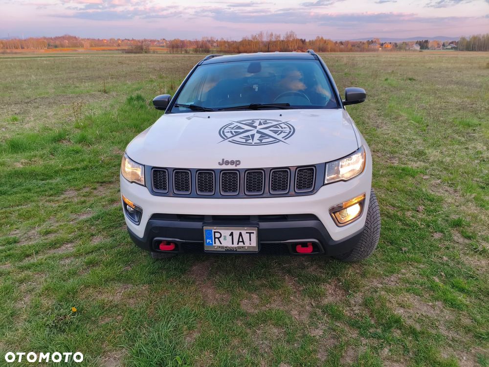 Jeep Compass - 8