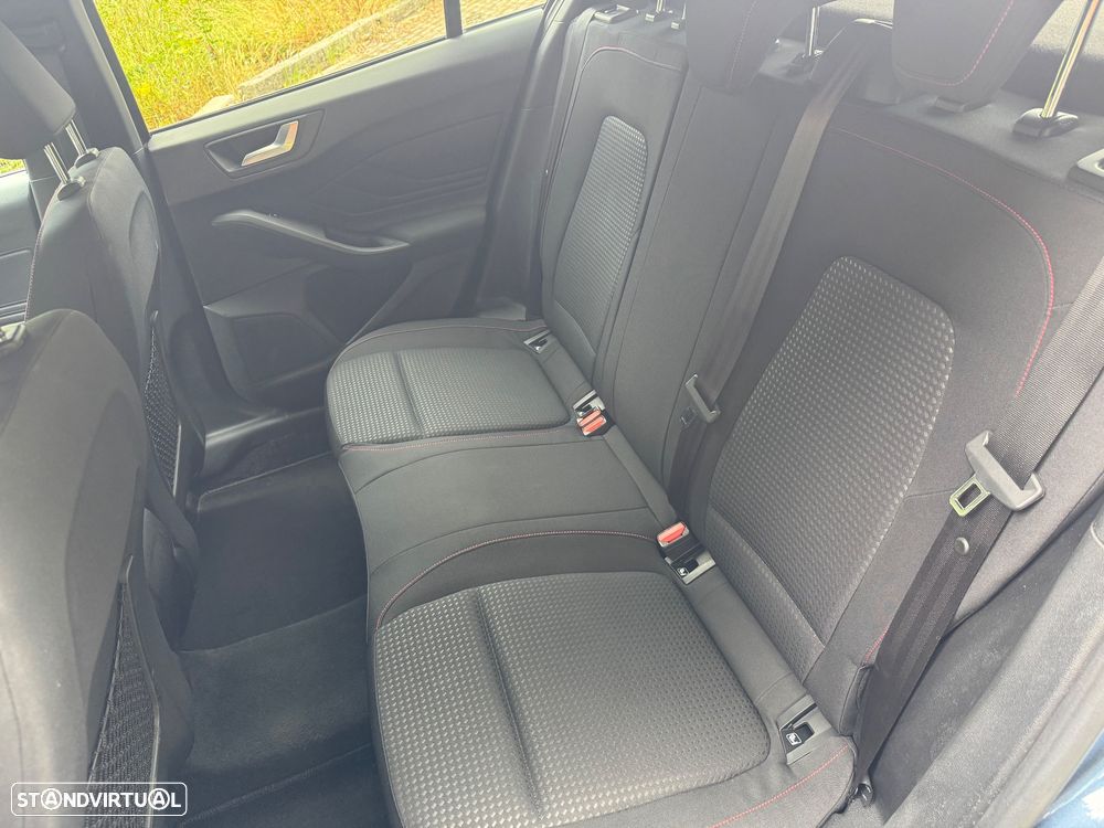 Ford Focus 1.5 TDCi ECOBlue ST-Line Aut. - 19