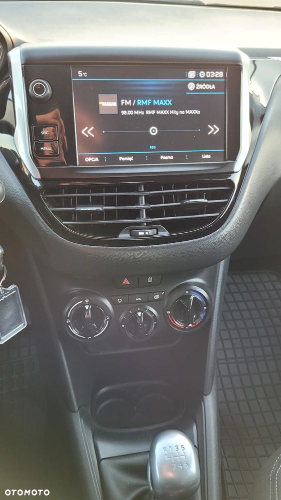 Peugeot 208 BlueHDi 100 Active - 16